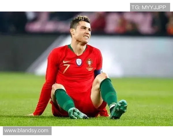 葡萄牙足球队明星球员卡片收藏指南探索球迷最爱珍稀卡片背后的故事