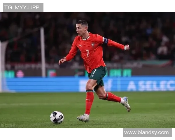 足球球星生涯首秀回顾：传奇球员们如何开始他们的职业生涯